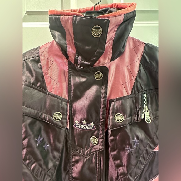 Women’s Spyder ski outfit - Picture 4 of 16